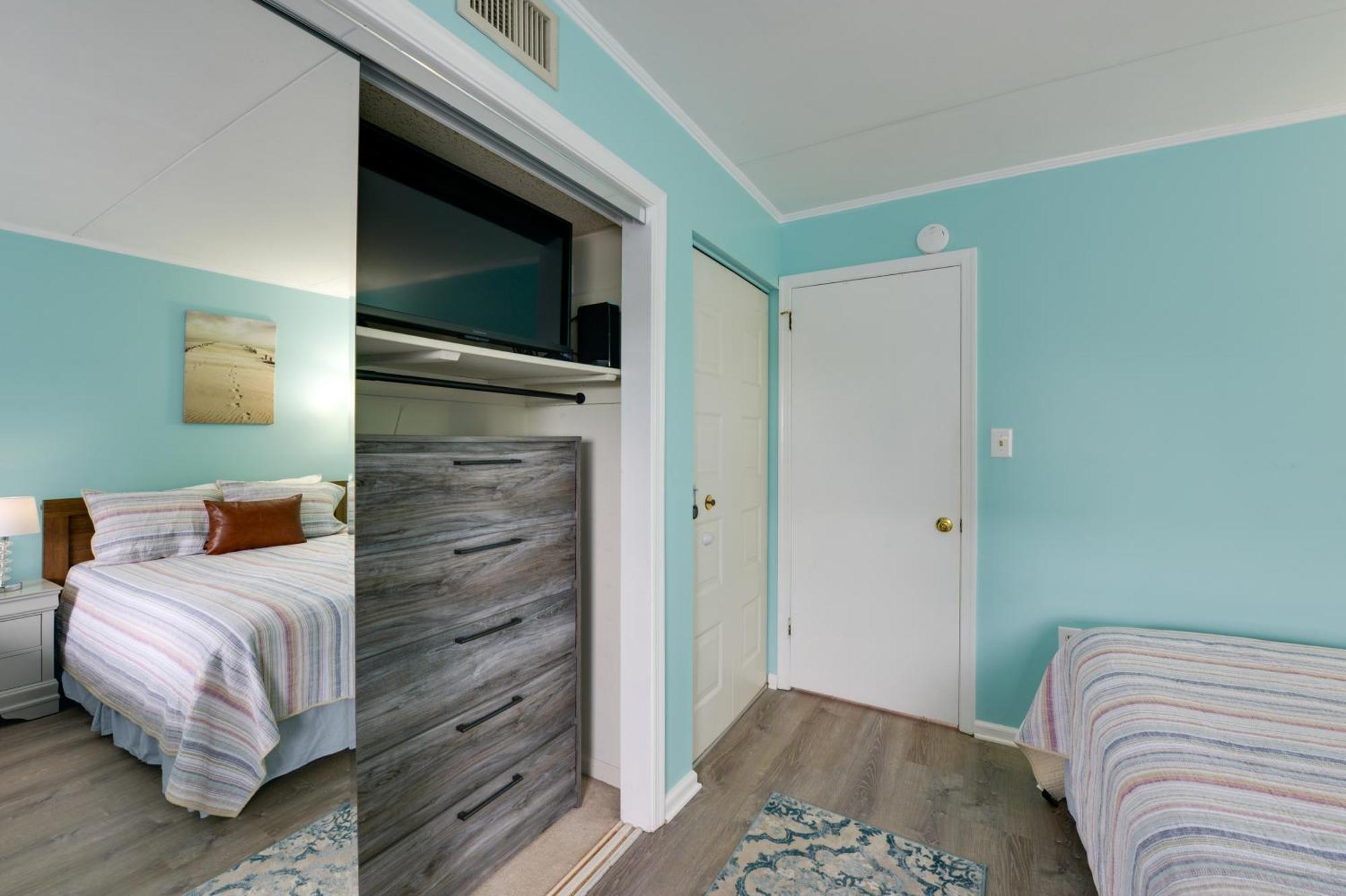Bright Condo Half-Block To Cape May Beach! Exterior photo